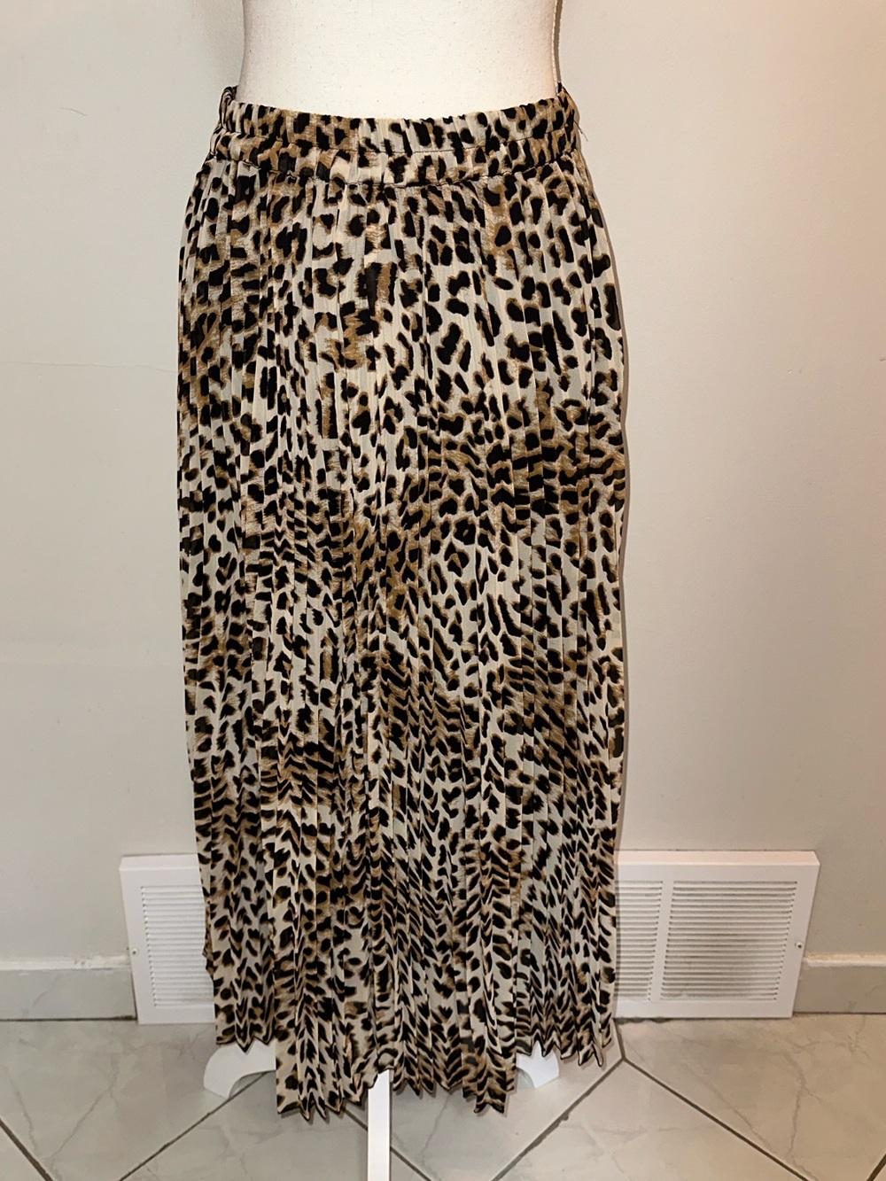 Japna Pleated Leopard-Print Maxi Skirt in Brown and Black